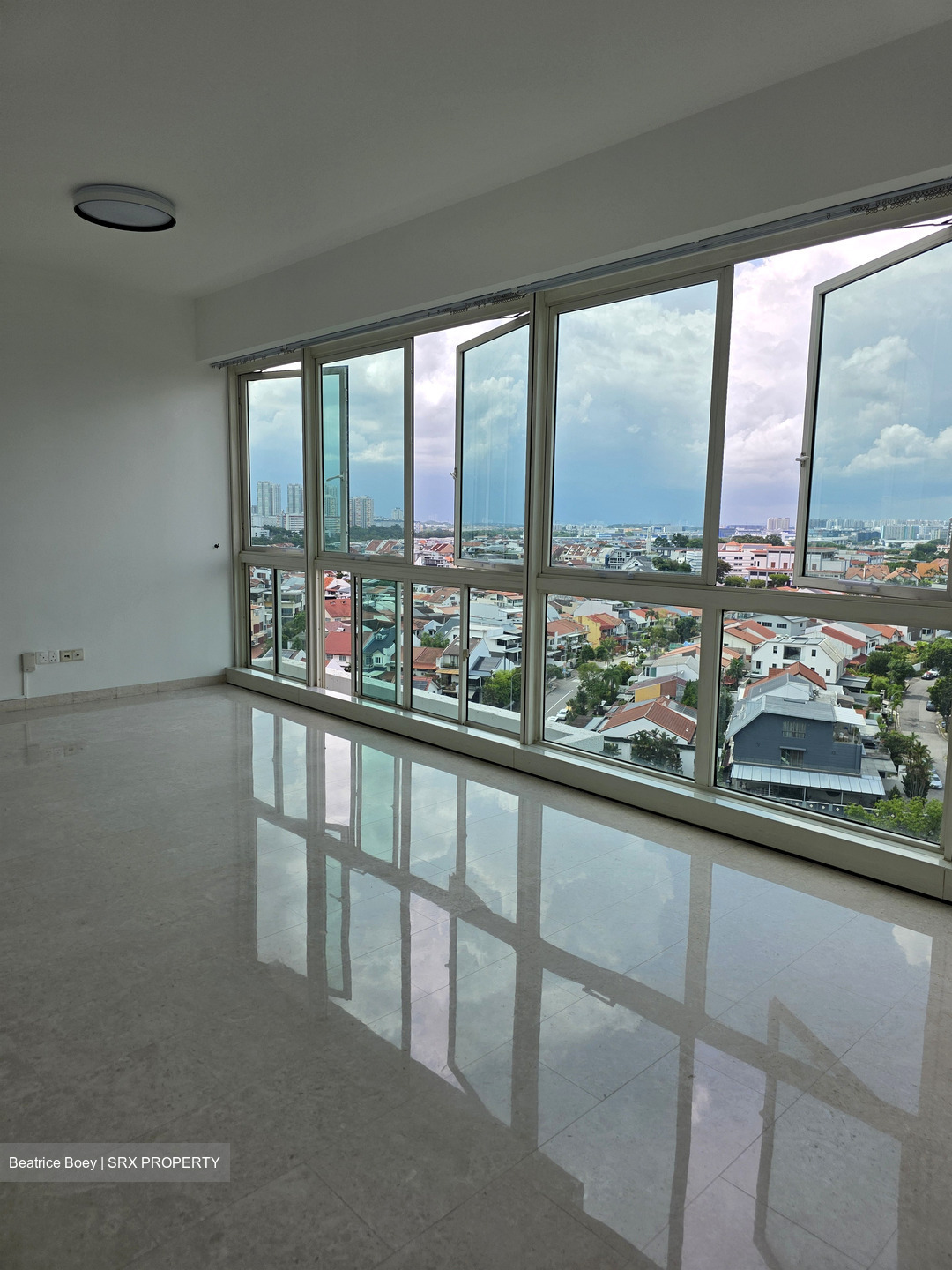 Goldenhill Park Condominium (D20), Condominium #568916701